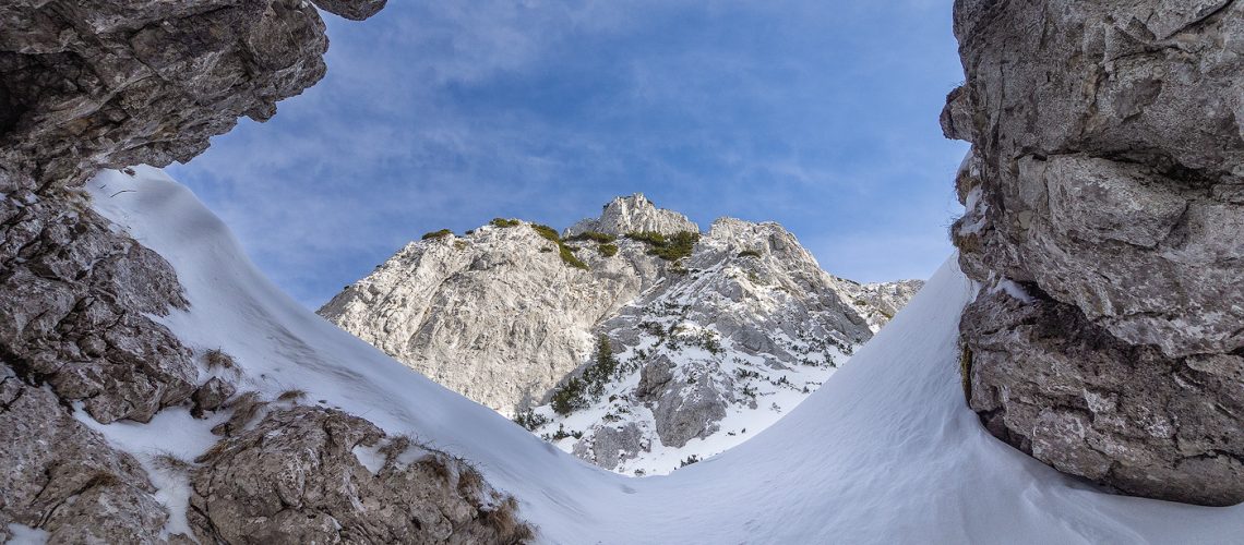 valcelul cu fereastra iarna